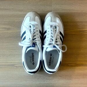 adidas samba OG - white/black - kids 5.5 converts to W 7